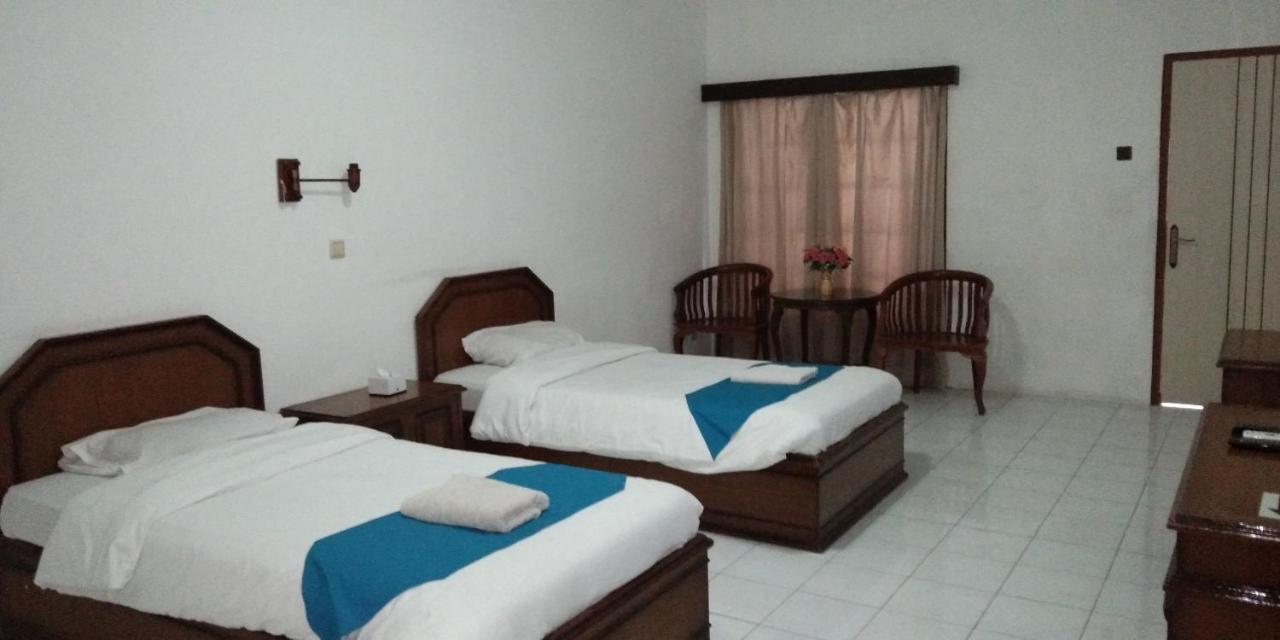 Bonorejo Hotel Sanashtri By Shm מראה חיצוני תמונה